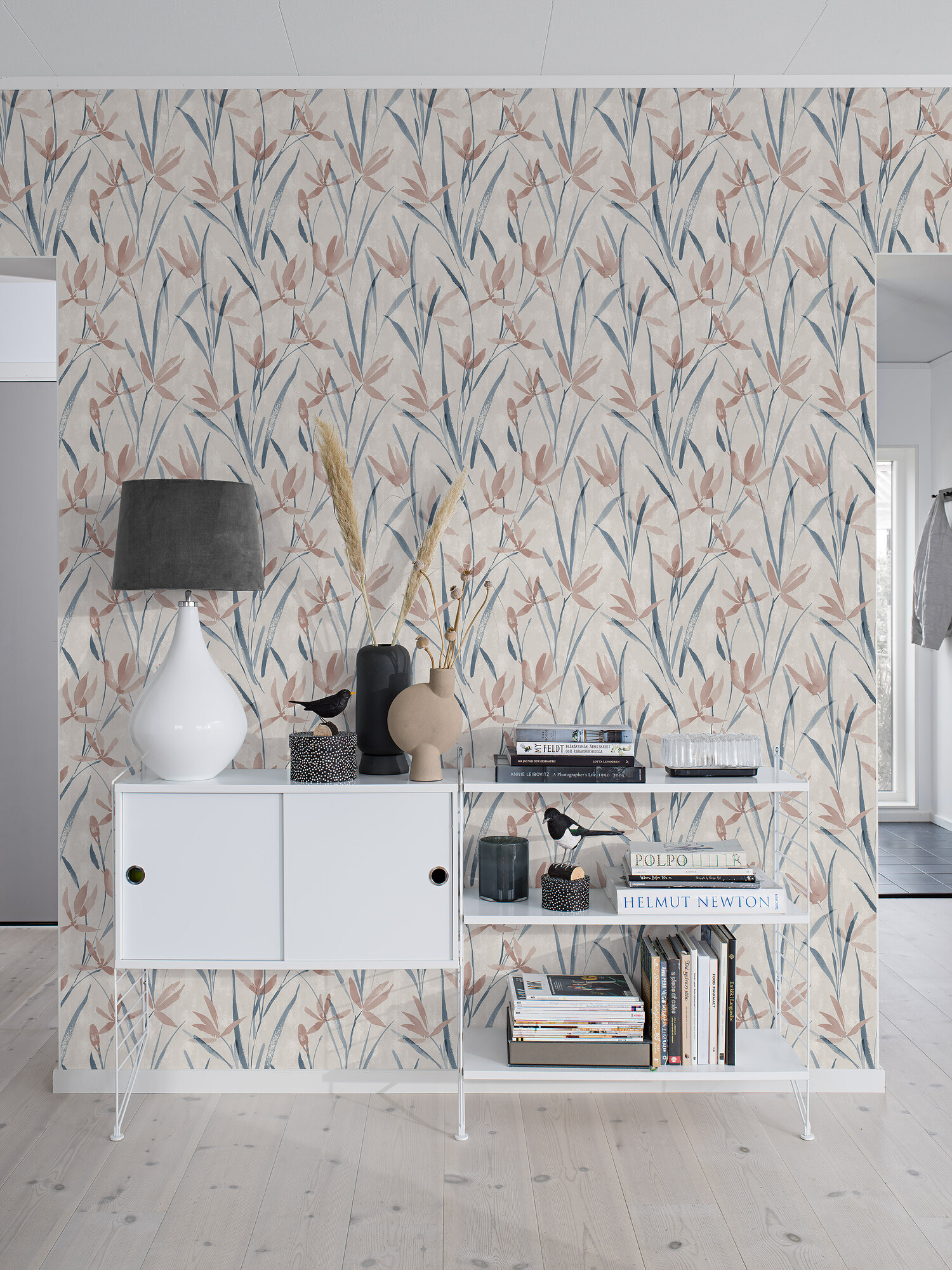 BEIGE, RED AND BLUE - Imagen 2